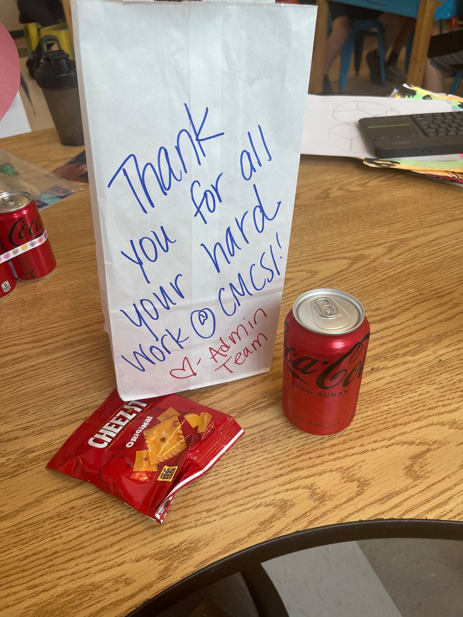 MrsEstrada031's tweet photo. Love my school! It was Room Service Friday @CMCSIWarriors ! Thanks to our Administration! ❤️ https://t.co/3yxZdt5LmM
