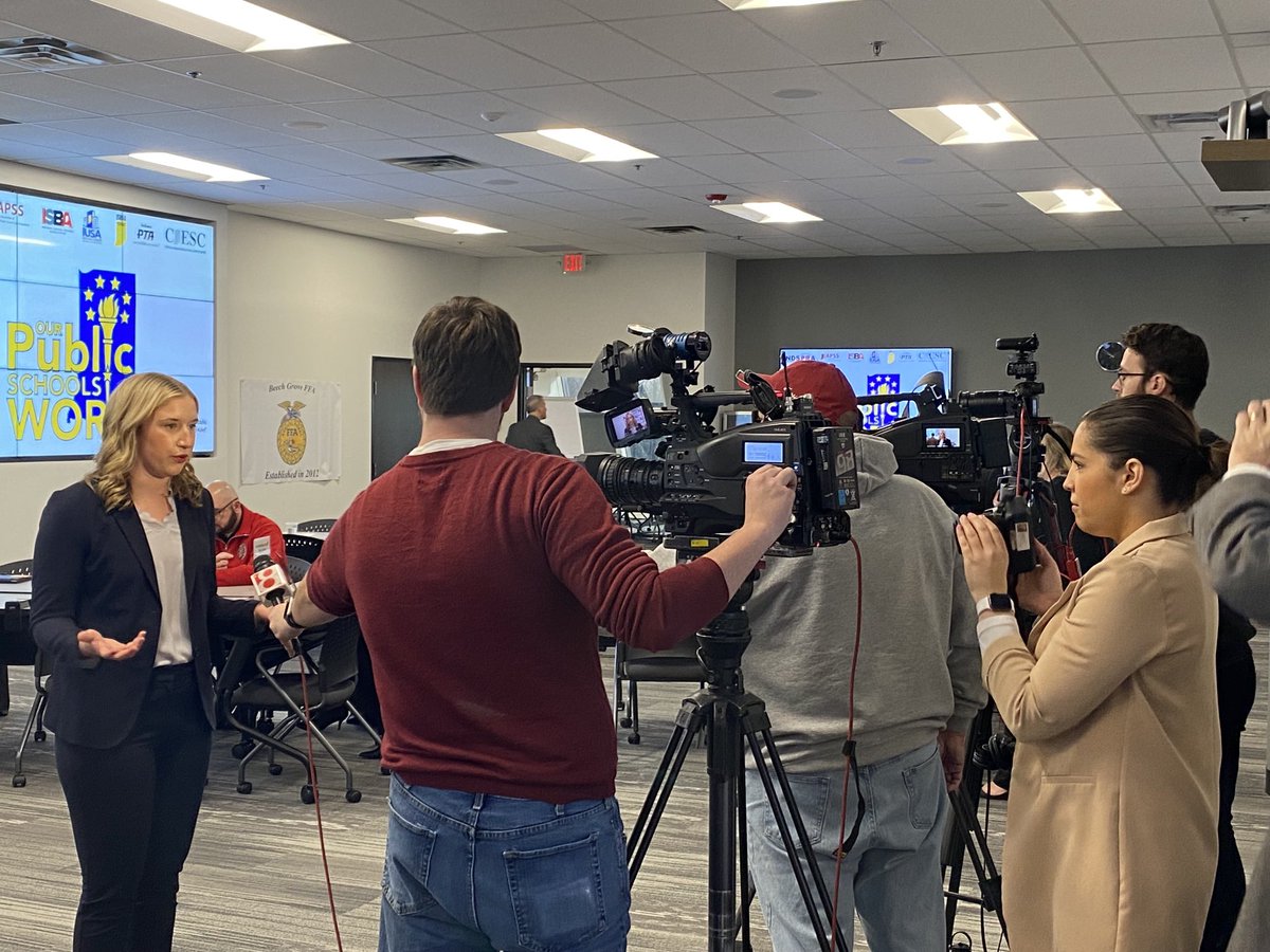 AvonSupt's tweet photo. ⁦@AHS_Orioles⁩ Senior Katherine Langford represented ⁦@OrioleTweets⁩ extremely well this morning at Our Public Schools Work event. Talking w/ media &amp; sharing how public schools &amp; incredible teachers impacted her. Learn more at https://t.co/zJ02WBciDt https://t.co/C0a0VPorHz