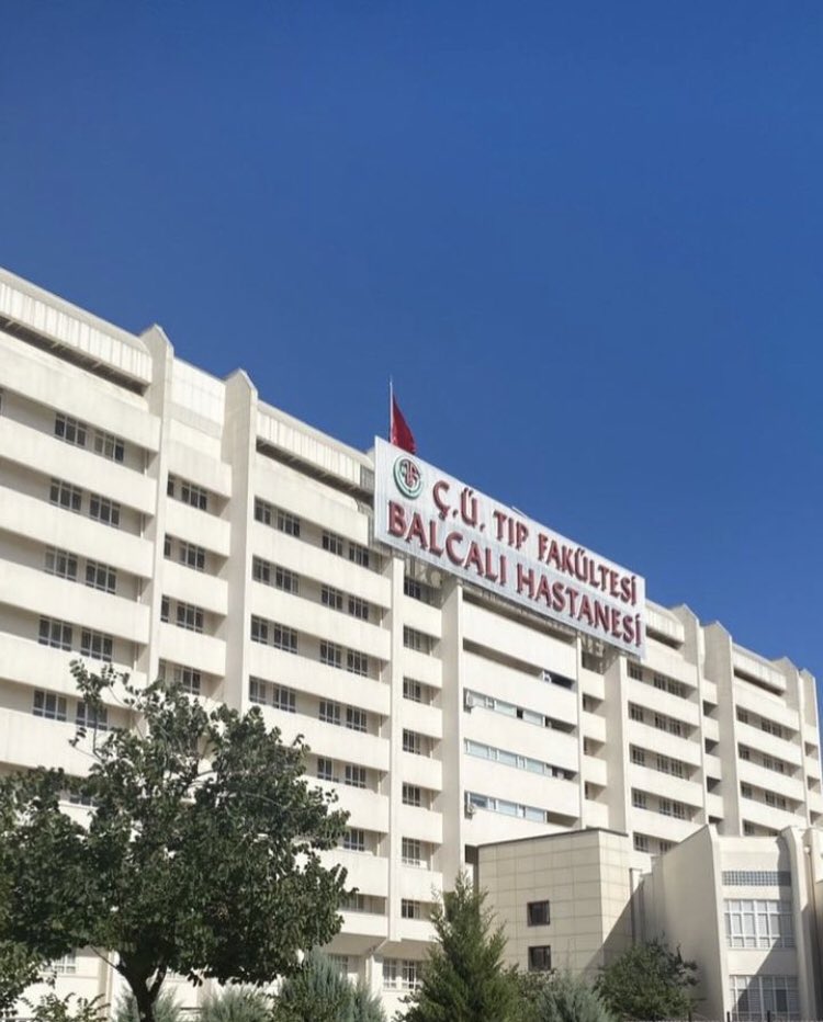 ÇÜTF hastanesi depremden zarar gördü, Sağlık Müdürlüğünden eğitim ve özellikli hastaların tedavileri için Yüreğir Devlet Hastanesini istedi. Adanada 10'dan fazla devlethastanesi binası ve boş bir şehir hastanesi varken üniversiteye bina bulunamadı. SESİMİZİ DUYUN!!!