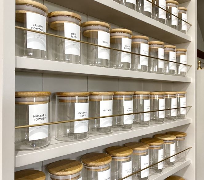 DAPproducts's tweet photo. A back-of-door spice rack is a great way to achieve an organized look and feel in the kitchen. @Sawdust2Stitch has step-by-step instructions on making this project your next DIY: https://t.co/Y3GKIMX5Sq

#DIYwithDAP #diyproject #Weldwood #RapidFuse #AlexCaulk https://t.co/lwKQMlooZ7