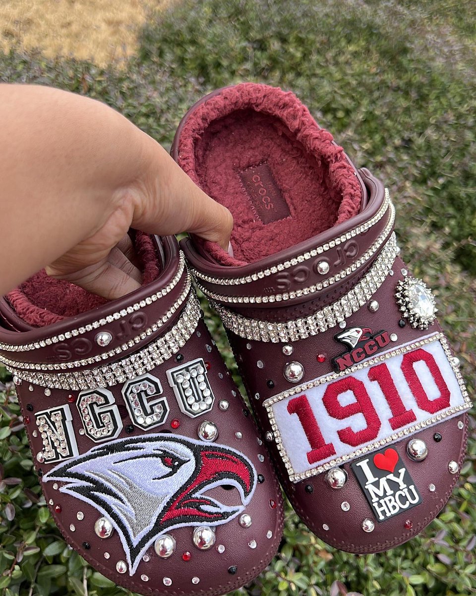 “NCCU” Crocs 🦅
majestykouture.shop/product/transl…