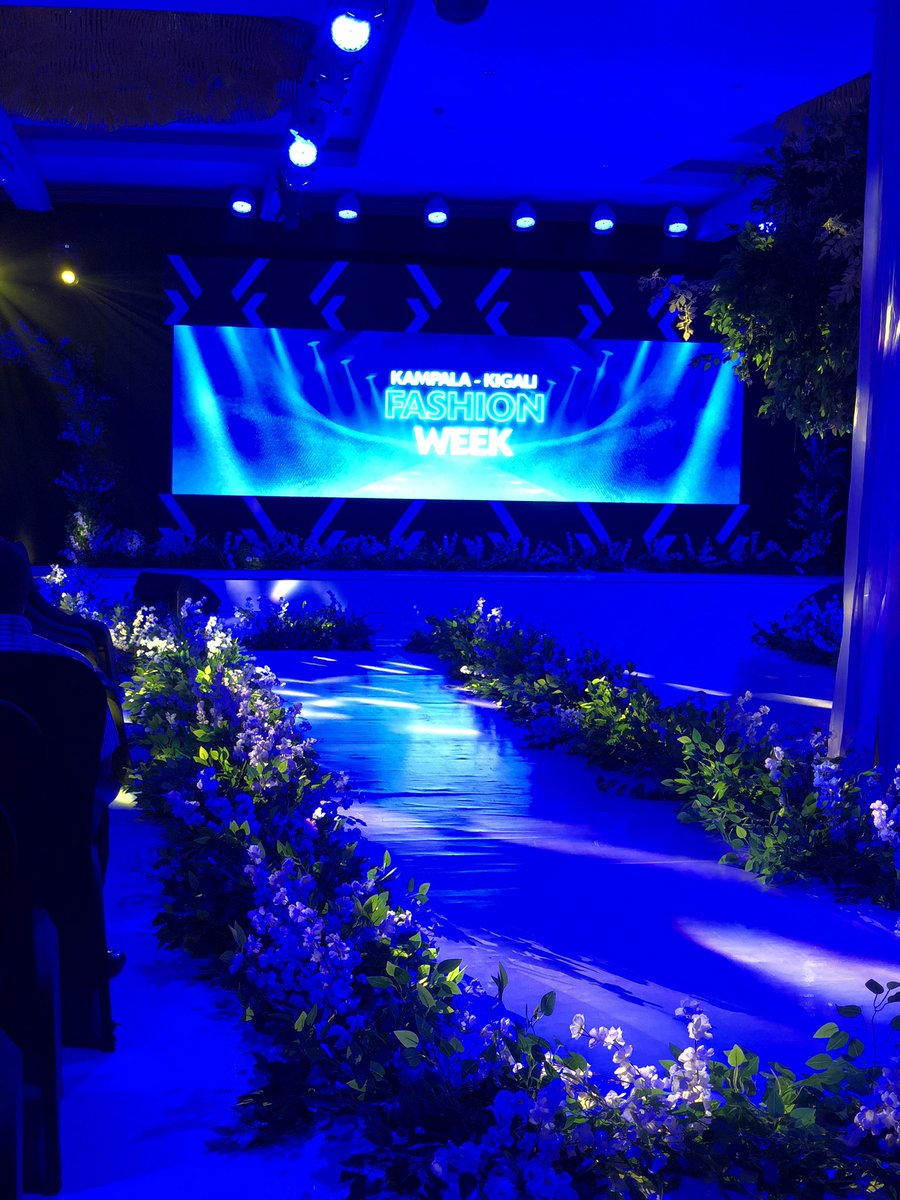 harsh_fact's tweet photo. Guys we are on set done and we are minutes away from starting.
Have you got ur tickets if not feel free to DM.#kkfw2023 @FlyRwandAir @RwandainUganda @ClubPilsener happening  at @PearlofAfrica_H https://t.co/NLpfWKLkP0