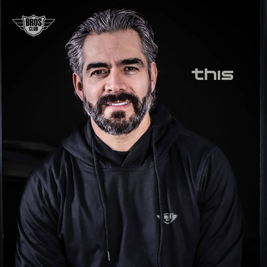 BrosClub3's tweet photo. Juguemos a this or that, comenta si eres más del estilo de logos discretos o estampados completos 🤩 empezamos nosotros, leénos abajo 👇 https://t.co/rSotW1HiMK