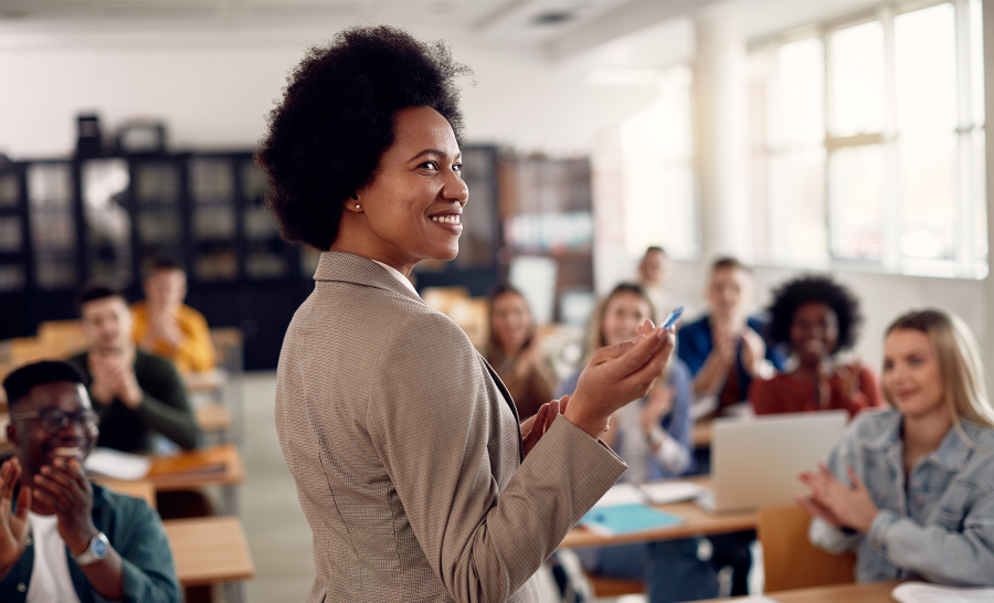 FirstgenForward's tweet image. A good read: "Journeys of Healing and Self-Actualization: An Autoethnographic Examination of First-Generation Mother-of-Color Professionals in Higher Education" by Otaky Ramirez et al. at bit.ly/3YAAhjG. 

#BlackHistoryMonth #BlackFirstGen #FirstGenScholarship