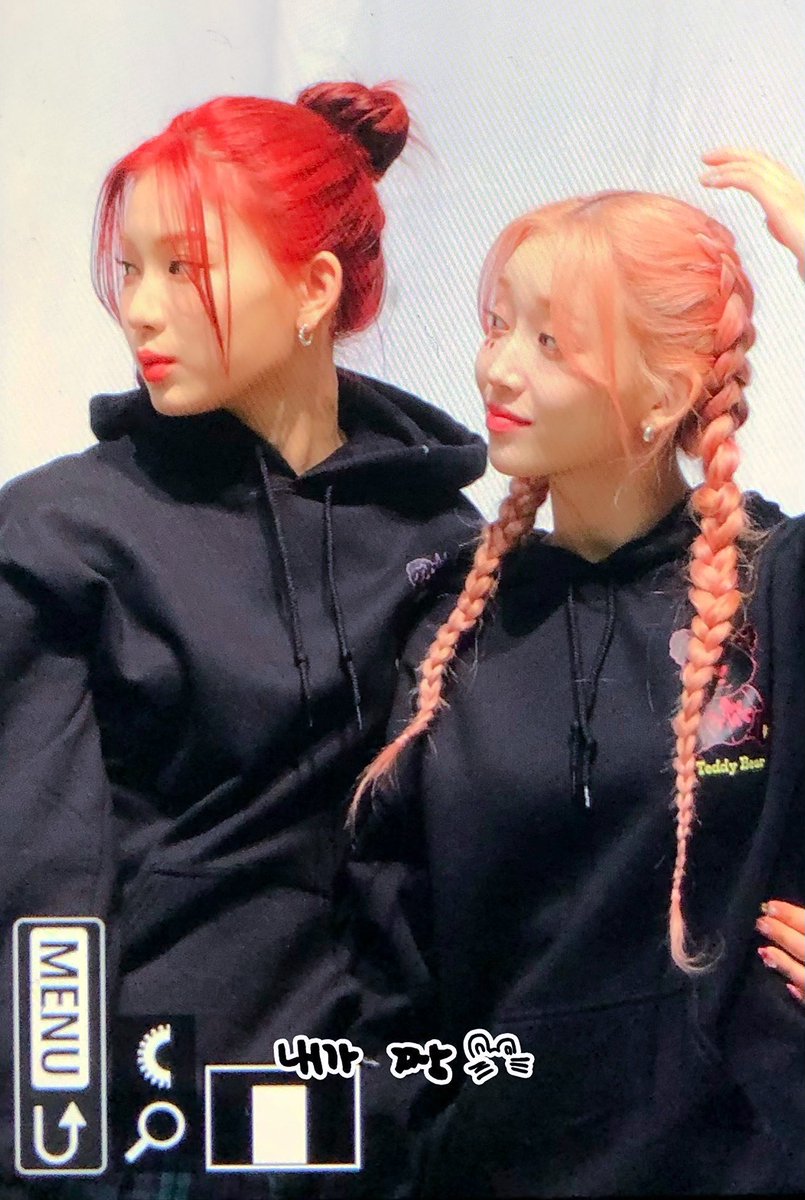 theventiiii's tweet photo. 아 미친 챌뱃챌뱃 https://t.co/NCfcFZFVvQ