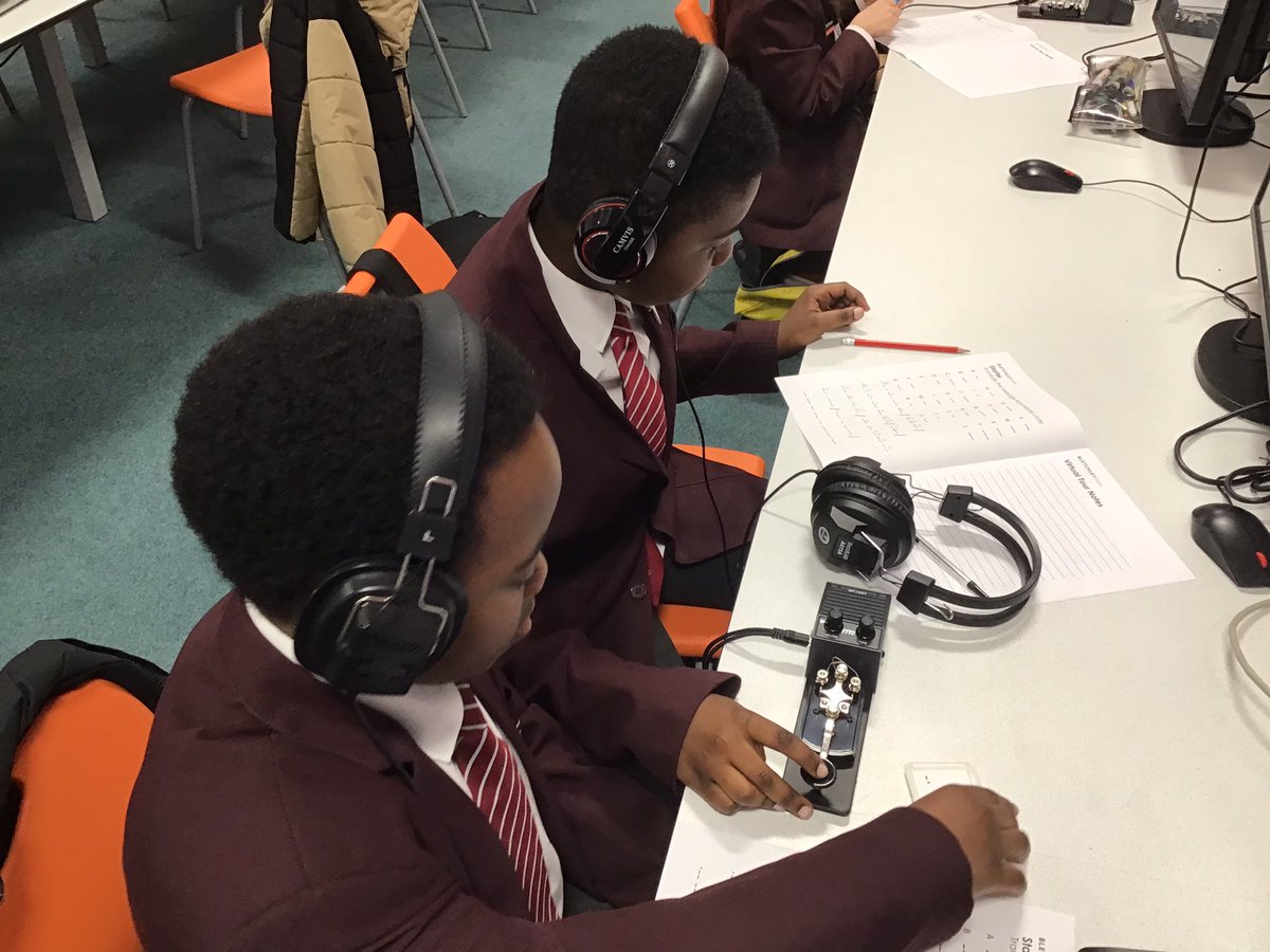 KHPcomputing's tweet image. We are very excited to have Bletchley park visit today for our code breaking club.  Today we are learning morse code.