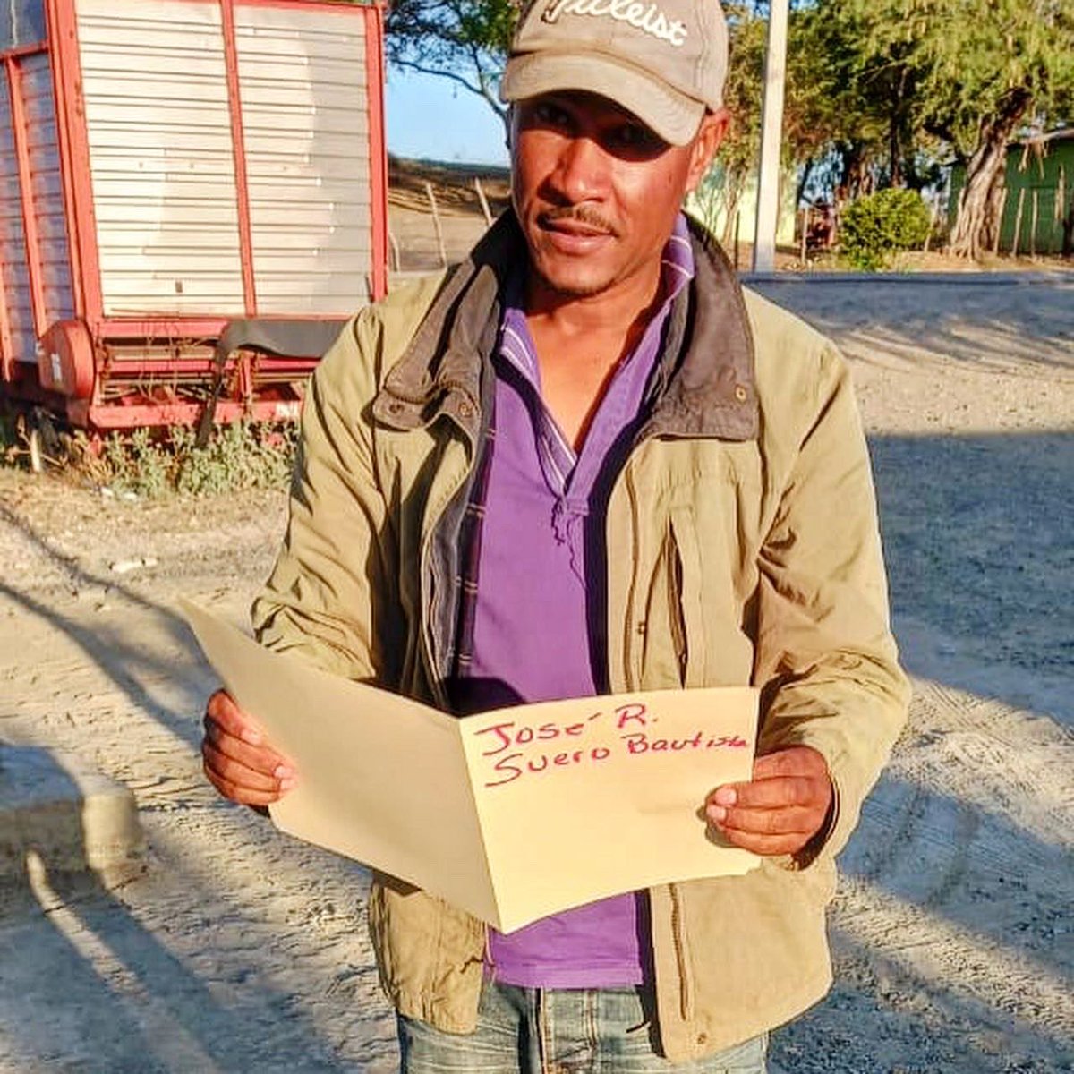 RdProgana's tweet photo. Seguimos haciendo entrega de planes de negocios junto a nuestro aliado @FundacionREDDOM #ganaderiadominicana @NCBACLUSA https://t.co/4UdK9ueYkk