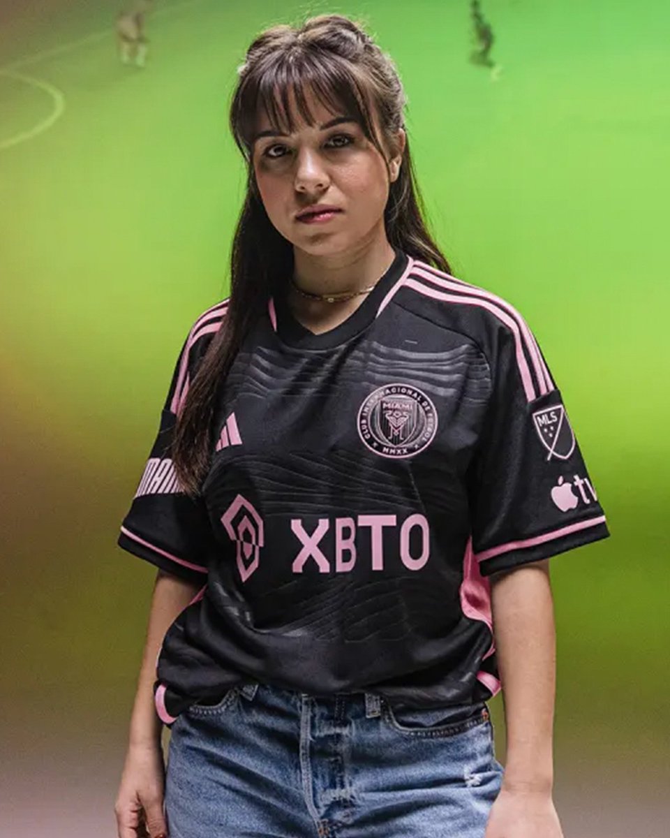 retrokits_ltd's tweet image. The MLS returns this weekend, which means there&apos;s a whole host of new beautiful MLS kits! 🇺🇸 

Which is your favourite?