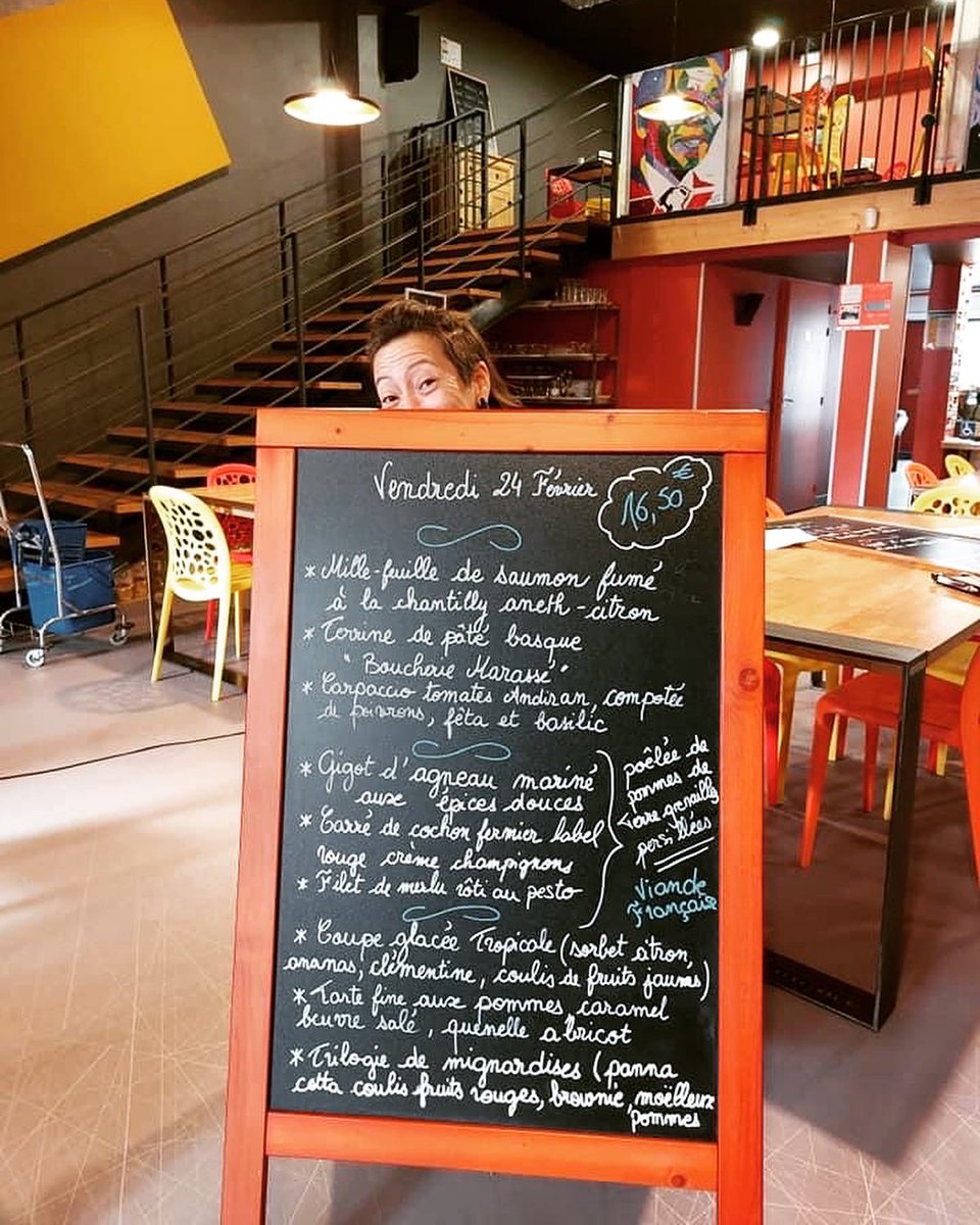 Le Hang'ART tweet media