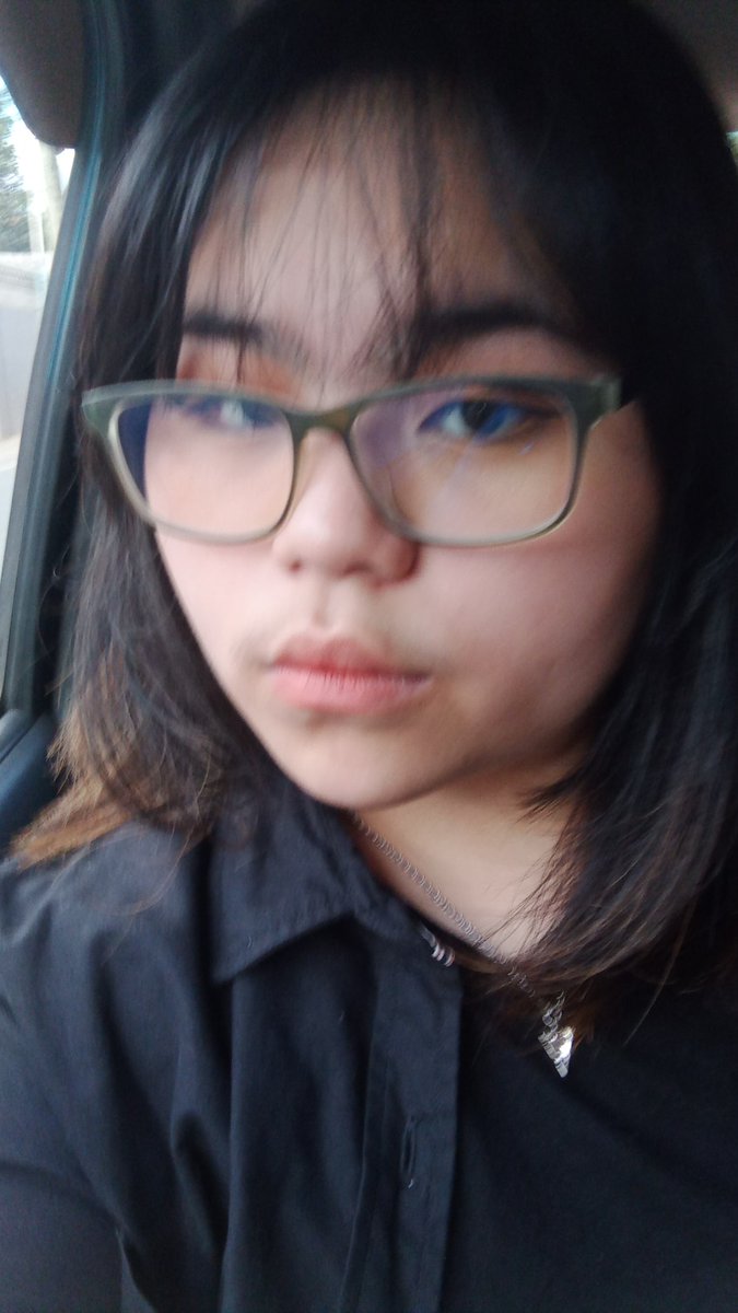 kung ang tagalog ng cockroach ay ipis, pwede bang pakiss? 🪳🪳

#ssd #stayselcaday #leeknow