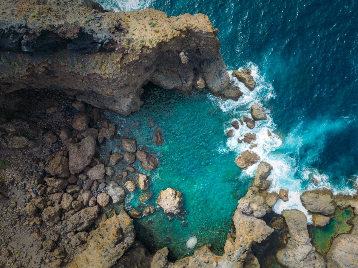Imanolzuaznabar's tweet photo. Tenerife es la isla de los contrastes. Un resumen de 8 fotos y casi 500km recorriendo este paraíso durante dos días esta semana. https://t.co/OMpedy3XBh