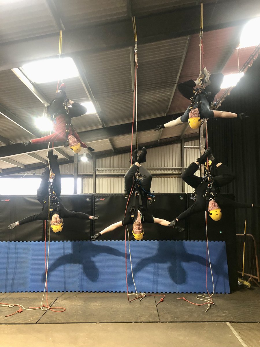 CliveBushMInSTR's tweet photo. Another successful BS7985 Rope Access course completed, assessed by an independent instructor ππ» #goodtrainer π€£ππ»β
@ASPolice @EssexOSG https://t.co/dFx7ebKpmN
