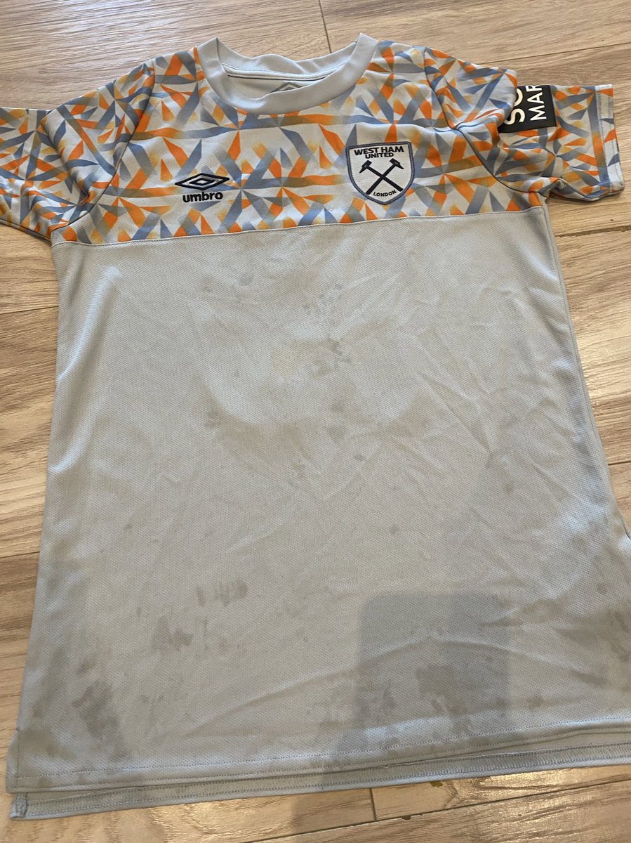 hellzbellz84's tweet photo. @WestHam my sons first official West Ham shirt and it’s got stains all over the shop after washing it  

I’m gutted but does anyone have any tips on how to revive this bad boy?? 

🥺 https://t.co/1lI4sN5f9c