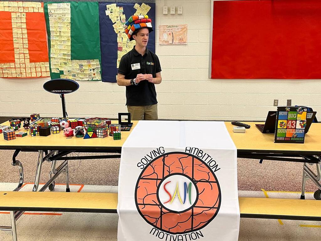 RoundHillES's tweet photo. Sam Richard - Rubik’s Cube Ambassador presented to our kindergarten students this week!  That guy is amazing! @ac_cuber_sam https://t.co/CMUMU4CVqn https://t.co/9hZkp9PdmN