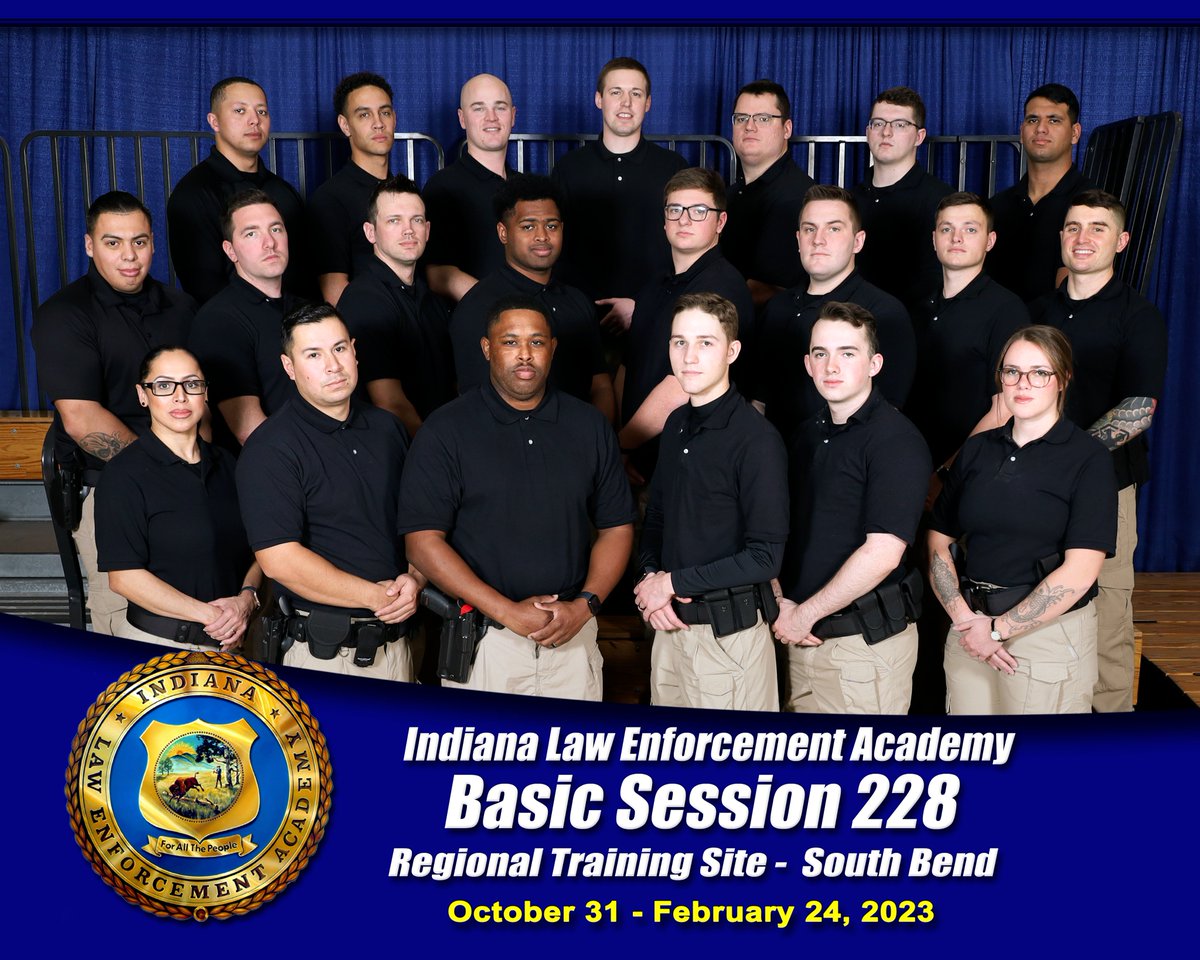 IndianaLawEnfo1's tweet photo. Congratulations to the 228th Basic Training Session Regional Training Site in South Bend!  New officers for South Bend, La Porte County, Elkhart &amp; St. Joseph County!💙🚨 @southbendpolice @LSjcpd @ElkhartPolice 
#LaPorteCounty #Elkhart #SouthBend #StJosephCounty #IndianaPolice https://t.co/Un1WfdlDpZ