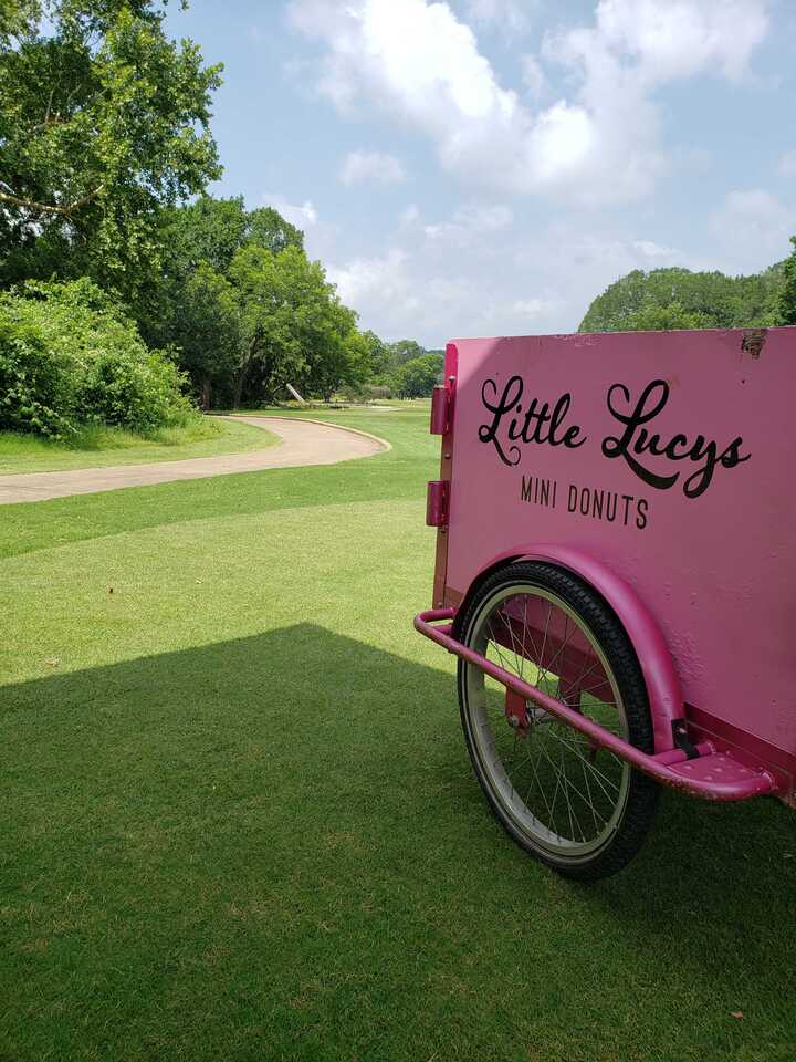 Little Lucy's Donuts tweet media