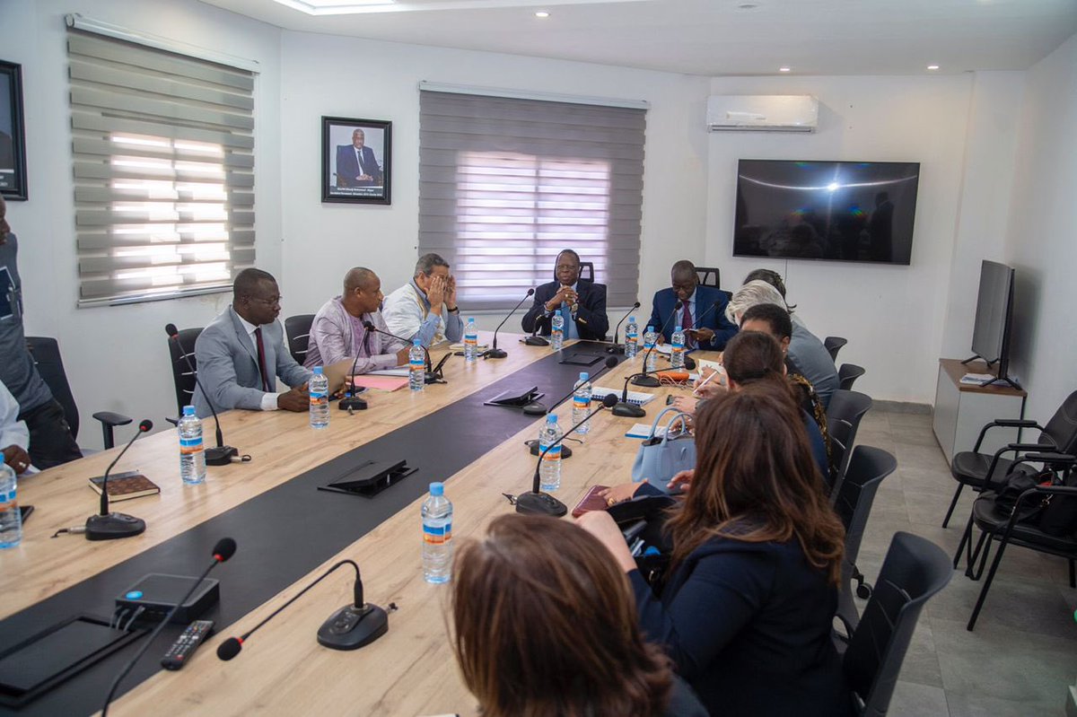 Eric Tiare tweet media