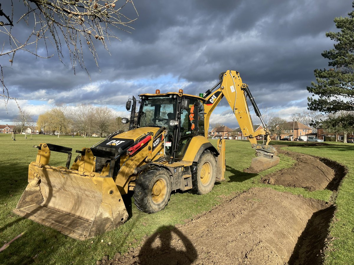 Keeping the riff-raff out today in Bedford 😎