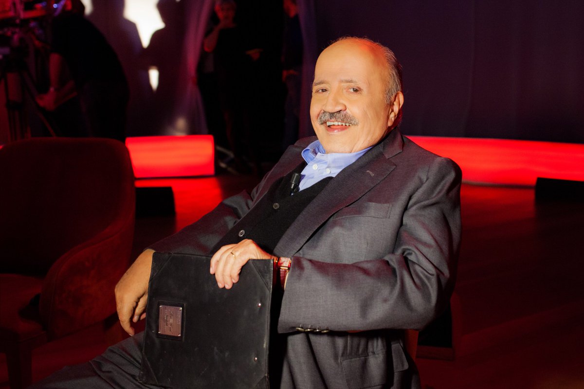 Oggi in prima serata #Canale5 rende omaggio a #MaurizioCostanzo con uno Speciale #Matrix in collaborazione con il #TG5: "Costanzo, l'uomo che ha cambiato la Tv". In studio con Nicola Porro, Susanna Galeazzi
