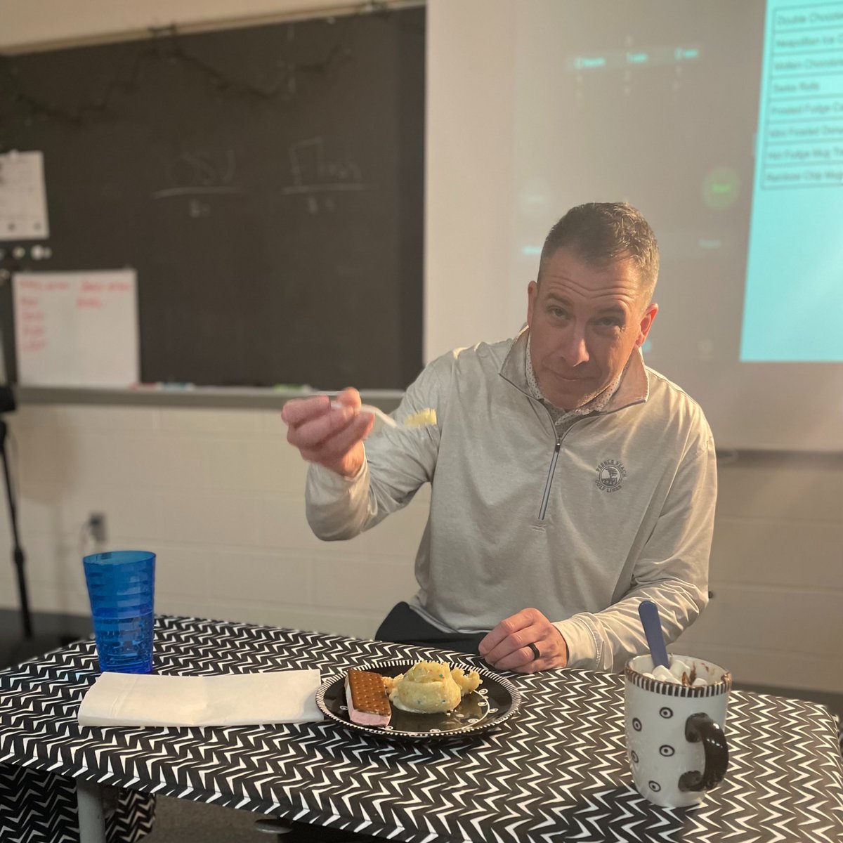 Our 2nd period class, in collaboration with @Zustin18 class, has had the great fortune of welcoming some fantastic Celebrity Taste Testers over the last three weeks. 

@HudsExplorerSup, Gordon Ramsay is out of town next week. Know anyone with a refined palate who can step in? https://t.co/P05QDvu9qi