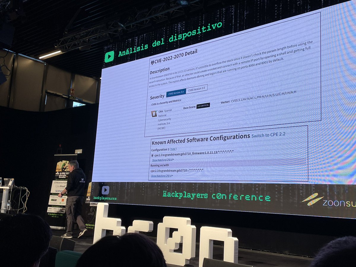 enelago's tweet photo. Aquí @pepeluxx en  #hc0n2023 hablando de sus CVEs, un crack :) https://t.co/DYvniFNOwy
