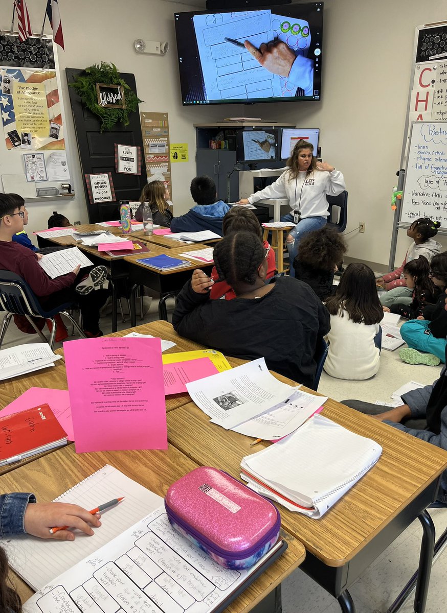 Strange1Kali's tweet photo. @Pearson_Ponies Our 4th graders are ROCKING their writing STAAR prep!! Thank you Mrs. Tillett for this amazing lesson! #tier1sinceday1 #GISD #ponyPRIDE #STAARprep #4thgrade https://t.co/v6pChRf5KD