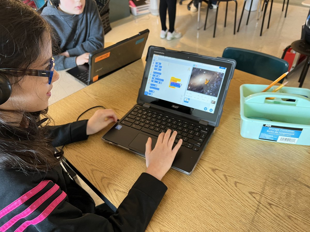 regibbs_mcs's tweet image. Very talented 2nd and 3rd grade #coders at @hrznes @scratch @codeorg @edtech_mcs @madisonschools #mcslearn