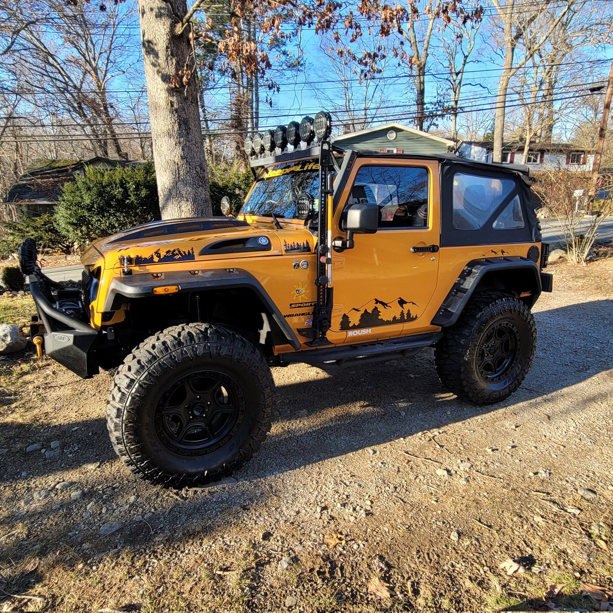 I swear I make myself feel stupid at times. Went and got an oil change en route to the NJ Vehicle Inspection station in Paramus, NJ. I was thinking my Inspection sticker was about to expire. Doesn't expire till June I was told. Entire-time I was reading it backward. 😒