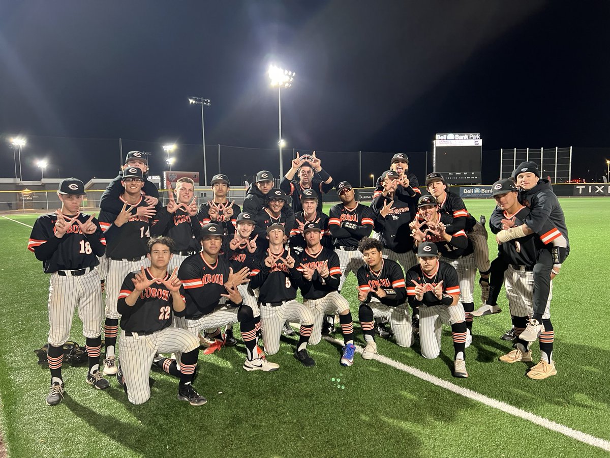 AZTECS WIN!!! <a href="/CdS_Baseball/">CDS Aztecs Baseball</a> gets a 3-2 win over <a href="/VerotBaseball/">Bishop Verot Baseball</a> from Florida in a great game by both sides in day 2 of the First Look High School Showdown. All around team effort. #RM

W - <a href="/MylesHarrison22/">Myles Harrison</a> CG, 4H, 2Er, 4ks

<a href="/_gutierrezjacob/">jacob gutierrez</a> 1-3 2 RBI’s
<a href="/Connerbiggs_/">Conner Bigelow</a> 2-3 2B