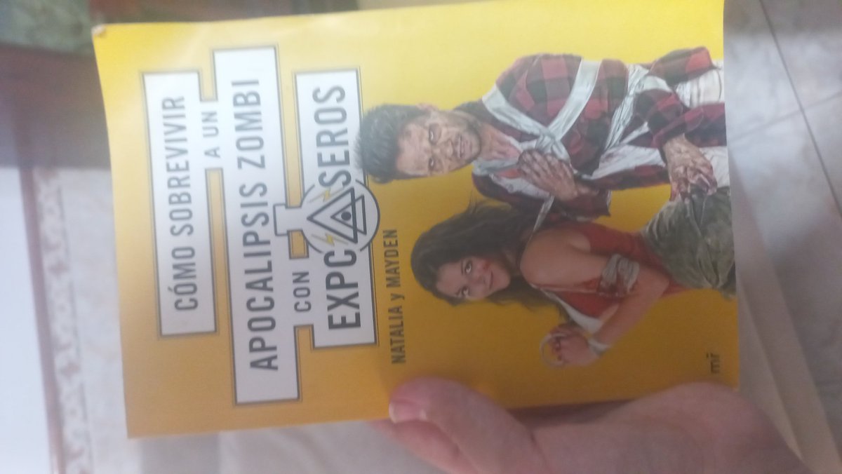 Miren la reliquia que acabo de encontrar... <a href="/ExpCaseros/">ExpCaseros💛Maytalia</a>