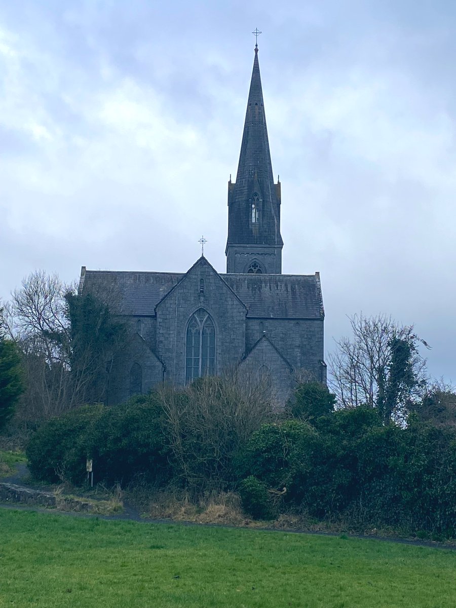Day 55/1516 of #100daysofwalking #1600daysofwalking Walk in #Collooney before I picked up some yummy food <a href="/EatatNook/">Nook.</a> A change in the usual scenery but not the weather! Drizzle started within 5 minutes of starting. 🙈 #365crew
