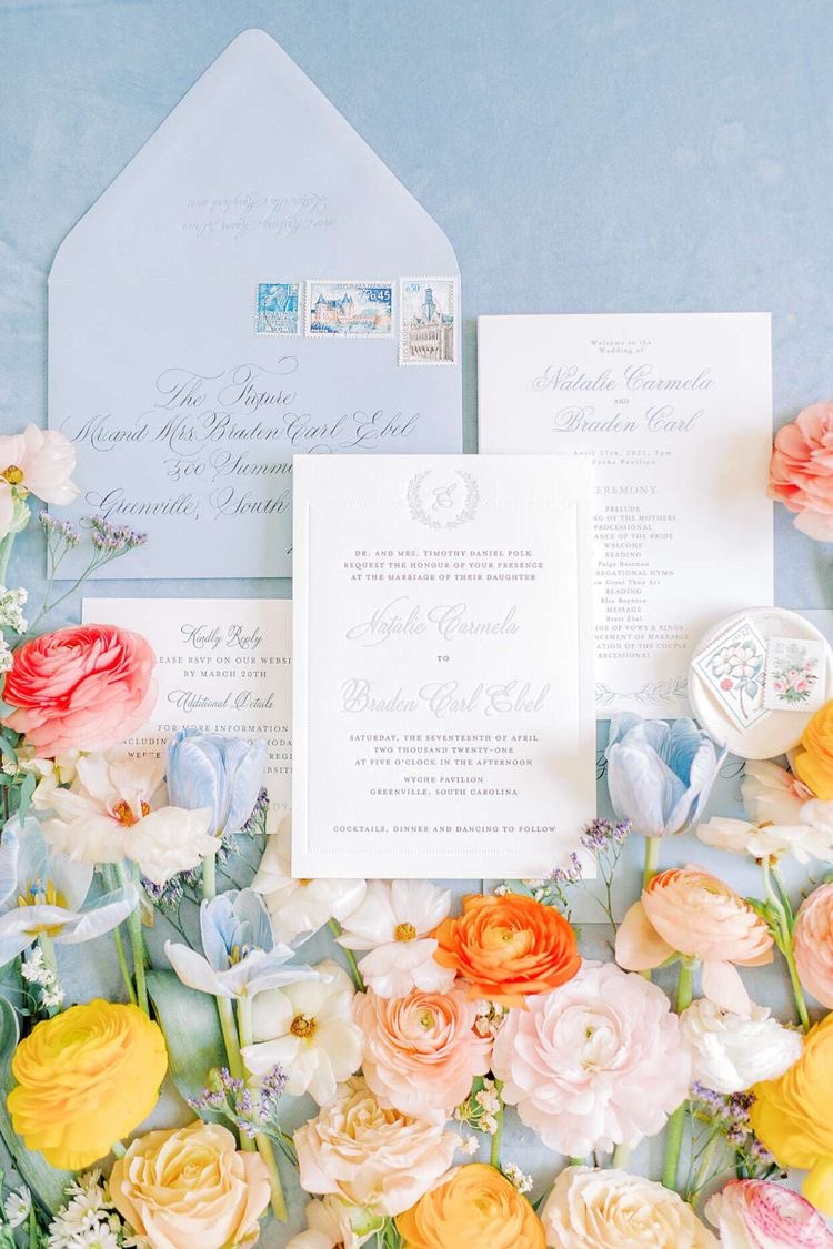 princess__jpeg's tweet photo. @CookieDoughlite You wanted a spring-colored wedding right? I’ve been loving these colors. Keep linens and details a nice muted color like dusty blue or blush, and add in pops of color with florals, candles, other details. Can also recommend looking up weddings done at your venue https://t.co/7PV5K33qLe