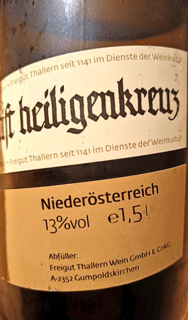 kein_Sitzmoebel's tweet photo. Geiler Shice ...

Macht meinen Gästen und mir sehr viel Spaß, dieser #Wein:

Magnum
2010
#Rotgipfler, Lage "Student"
Freigut #Thallern
#Thermenregion, Österreich https://t.co/upjWKSNj4R