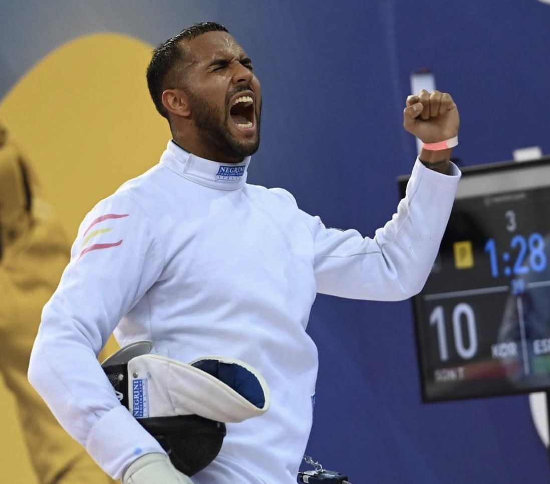 rfeesgrima's tweet photo. 🇪🇸🥉 ¡𝗕𝗿𝗼𝗻𝗰𝗲 𝗽𝗮𝗿𝗮 @yulenpereira!

🔝 Fantástico resultado obtenido en la Copa del Mundo Heidenheim 🇩🇪 en su vuelta a la competición 

✨🤺 ¡Enhorabuena! 🤺✨ https://t.co/AGDQkUR2Ve