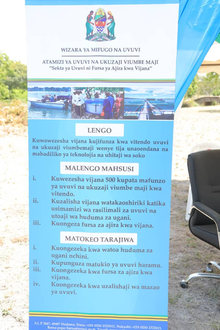Today I was privileged to represent PS Fisheries at the launch event of Fisheries and Aquaculture  Youth Incubation Program. The event was officiated by Minister of Livestock and Fisheries, Hon. Mashimba Ndaki. @Manu_FAO @venusnyota @CRDBBankPlc @tadbtz @WWFTANZANIA @UvuviNa