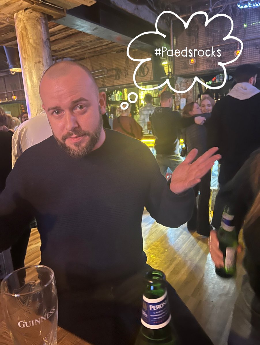 frabbitty's tweet image. Super proud of my friend @DrSeanMon on being such a massive nerd and completing his Paeds training. I remember when you were just a baby Doctor *sheds tear* and now you’re all grown up!

Stoke are so lucky to have you chum! 

#paedsrocks #illalwaysbeyourfaveacp