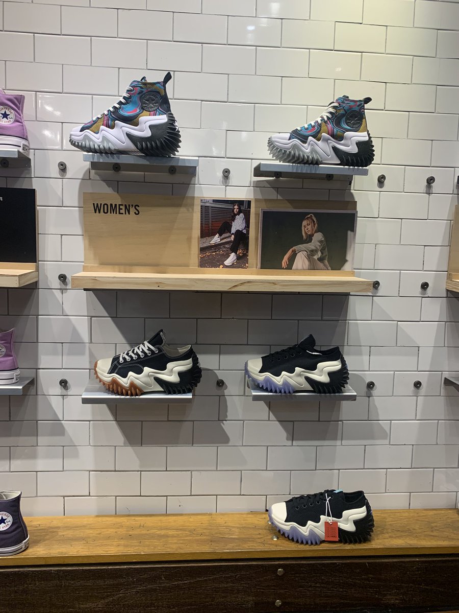 abrilagustiina_'s tweet image. QUE LE VEN DE LINDO?????