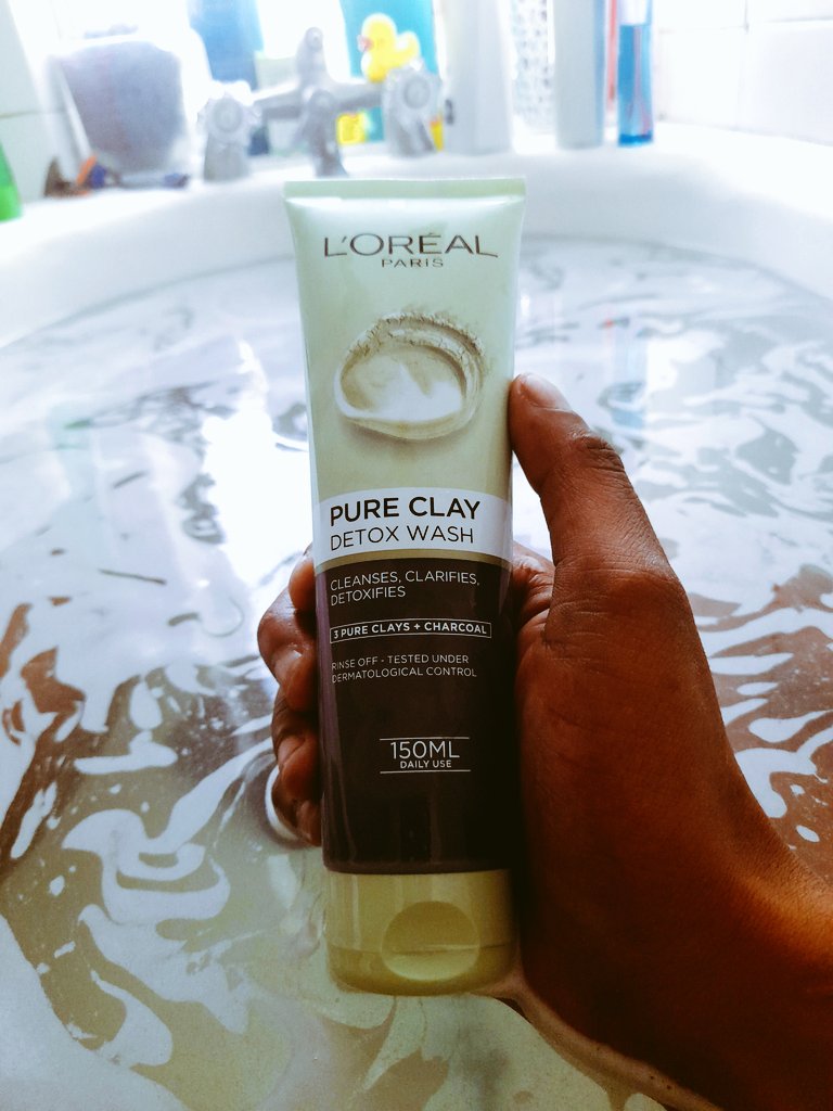 childlessman1's tweet photo. True love does exist, I found my match. Re utlwana blind.
@LOrealParisUK 
#SouthAfrica 
#Botswana https://t.co/ixTabDeg8c