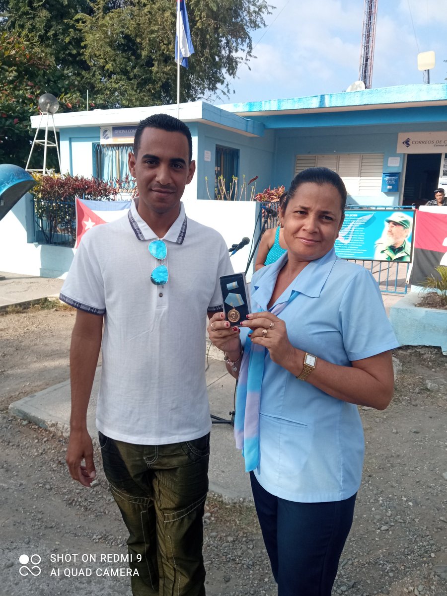 Día del Trabajador de las Comunicaciones en homenaje a la primera transmisión de Radio Rebelde desde la Sierra Maestra, el 24 de febrero de 1958, acontecimiento que este año conmemora su aniversario 65. #CubaViveEnSuHistoria #JuntarYVencer #MejorEsPosible