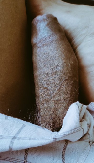 A quién se le antoja un buen Penne negro de cena? ??????

Who wants a thick BBC for dinner? DINNER'S