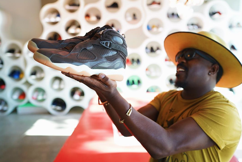 Anthony Hamilton Rocks The Air Jordan 11 From His All-Brown Collection •