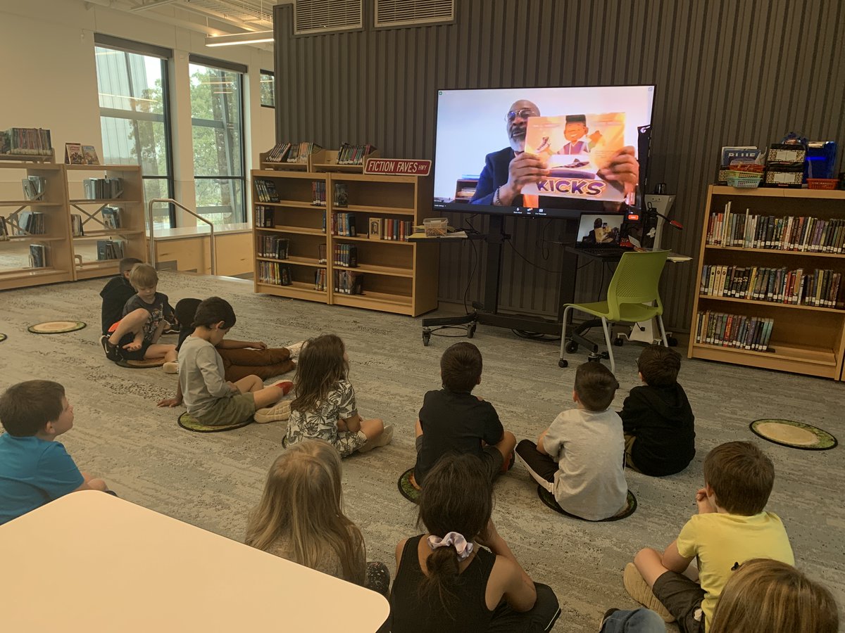 MenchacaLibrary's tweet photo. Thank You to @vanggarrett1 for sharing KICKS 👟with us in a SHOE-pendous virtual story time today! Your book made our @menchacamustang's "insides smile" 😁!  @HEB #HEBread3 #BeTheChange https://t.co/pKh6auwiC0