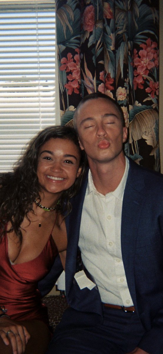 silevons's tweet image. about to do something drastic.