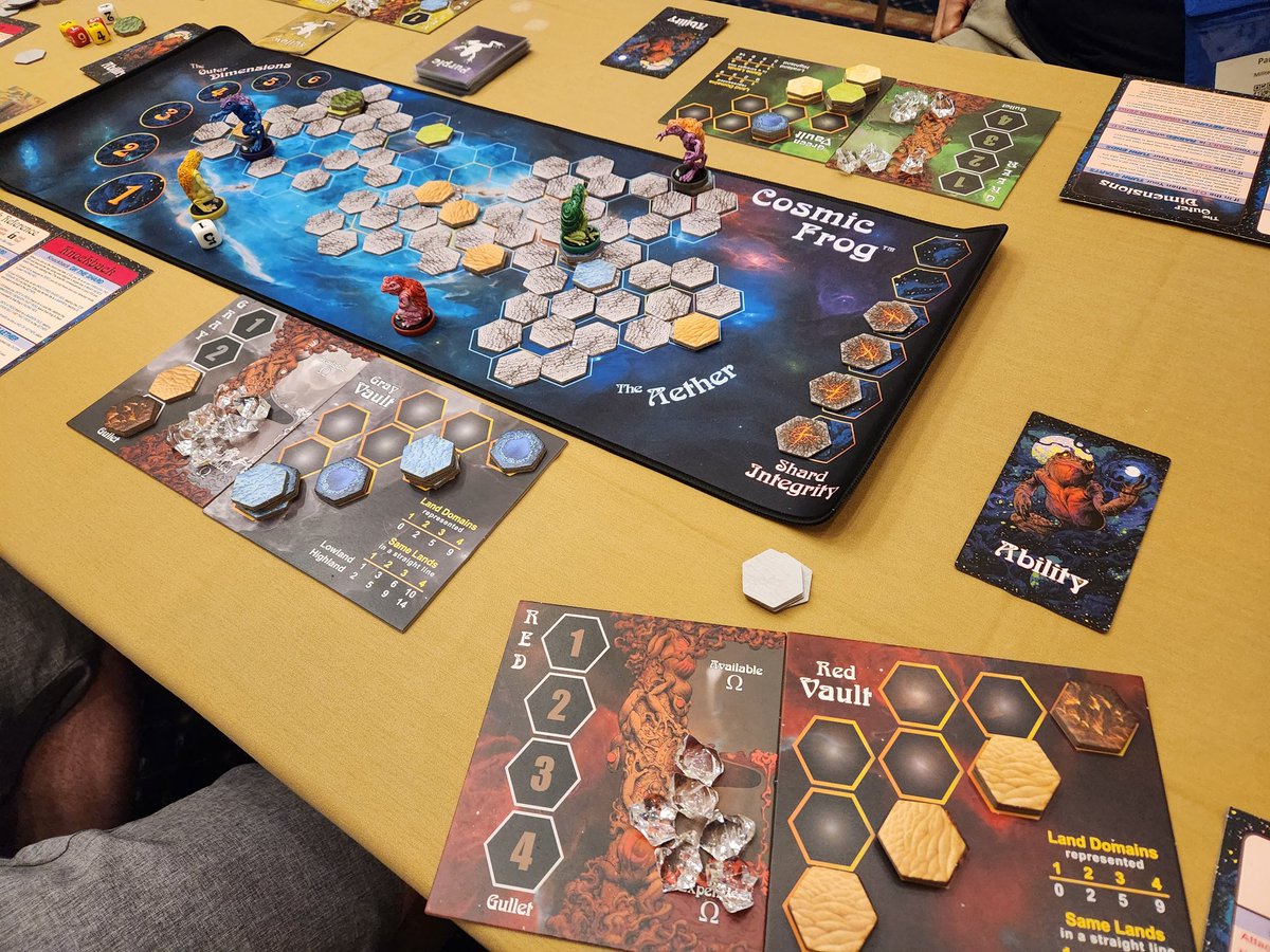 Farsol4's tweet image. Played #CosmicFrog on 2023-02-24 with 5 players, winning score: 30 #bgstats

#EWC2023