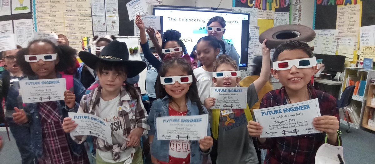 IsauraDiana1's tweet photo. Thanks Ms. Murillo! @ReesStars dual second grade had a blast on #digiday and enjoyed a 3D Anglyph on the Brooklyn Bridge. @LoveSciTech #ReesDigiDay @MireyaFromTX @KathyCherryAP @AliefTech @OfficialDLDay #DLDay https://t.co/Lx9sFBVXrc