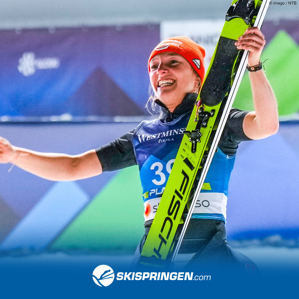 Skijumping's tweet image. #RT @Skispringen: Da ist das Ding! 🥇 Katharina #Althaus 🇩🇪 ist Weltmeisterin - und hat heute nach ihrem sensationellen Triumph in #Planica2023 ihre Goldmedaille überreicht bekommen. Silber 🥈 geht an Eva #Pinkelnig 🇦🇹, Bronze 🥉 an Anna Odine #Stroem 🇳…