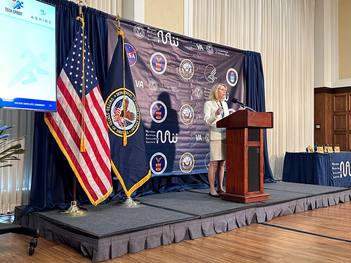 GovCIO Media & Research tweet media