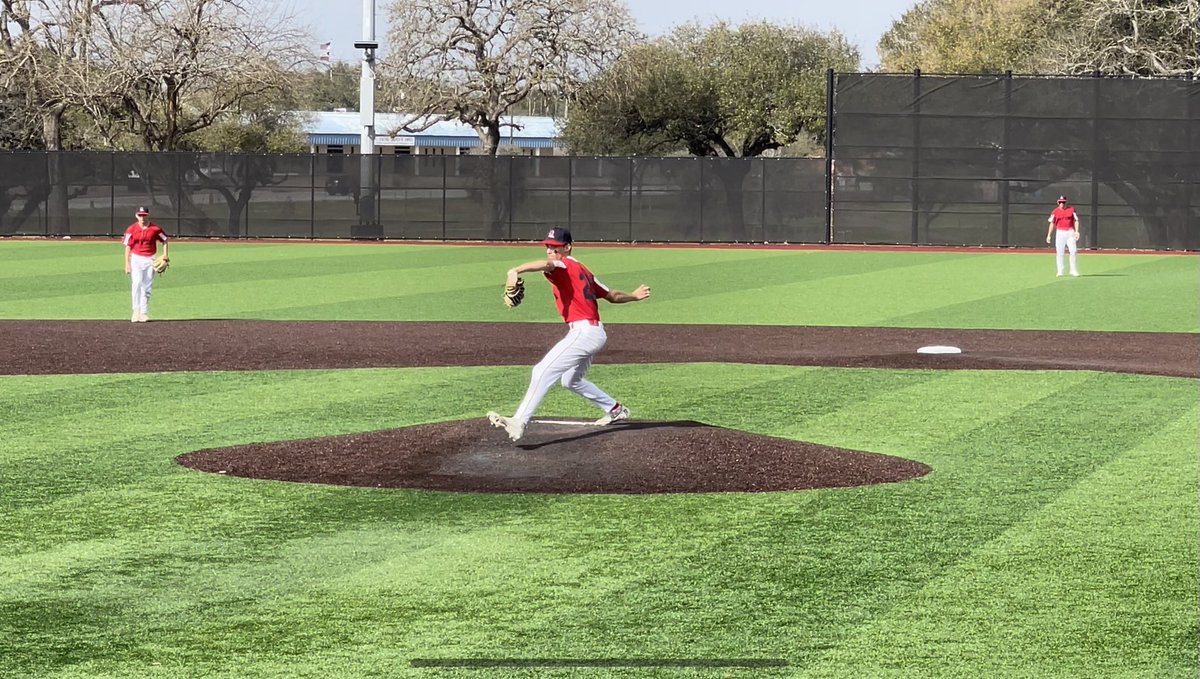 dawson_baseball's tweet photo. JV battles back from 4:2 deficit to end the game against Con Lutheran in a tie 4:4.
#dawsoneaglesbaseball #family #gameday #jvseason #letsgoeagles #baseballishere #tourneyseason https://t.co/uM1Mp9pOId