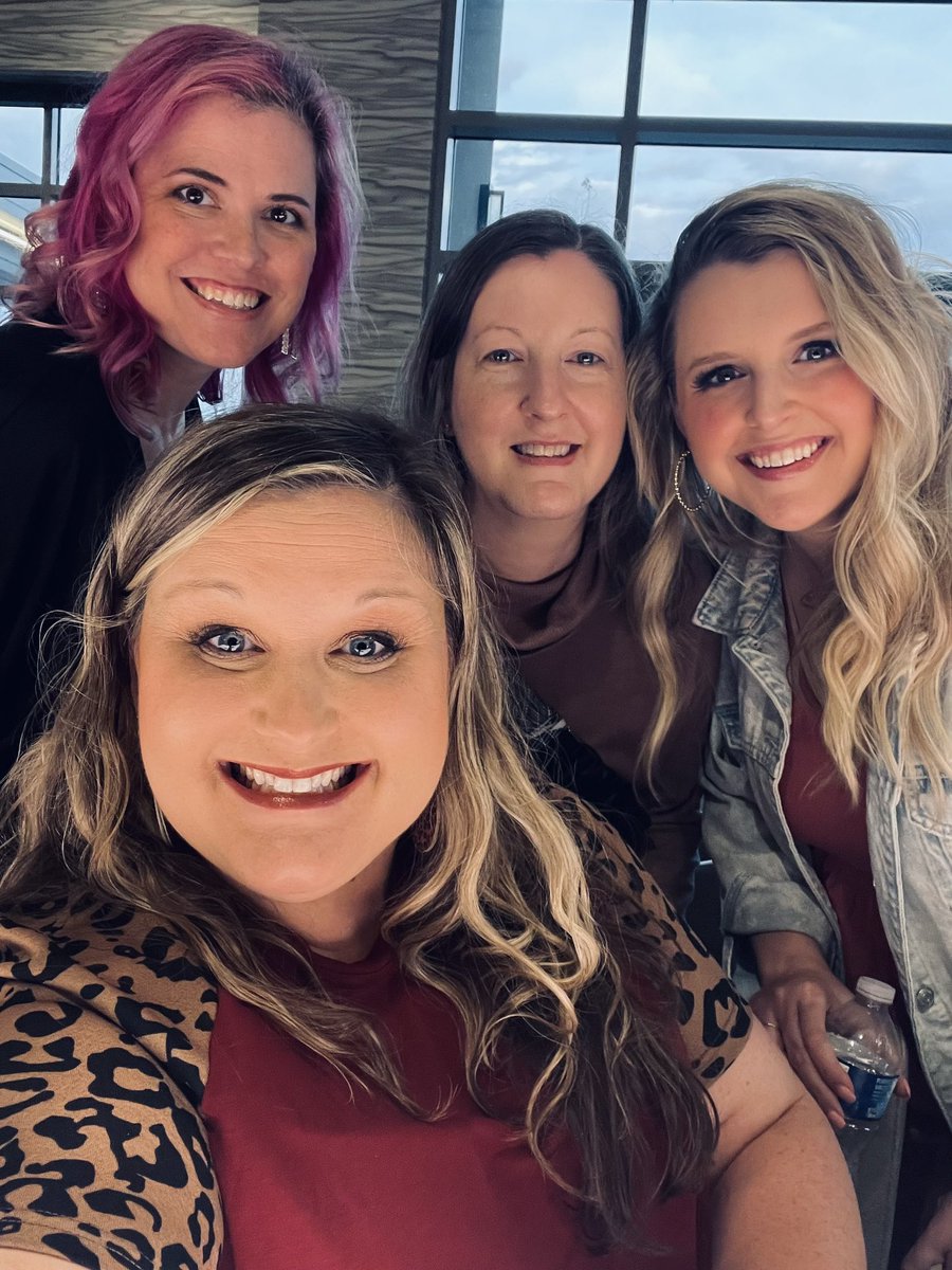 MrsUTeachesTech's tweet image. I’m so thankful for this group ladies. Presenting with them at conferences gives me LIFE!!  @mrshillteaches @Ashgburns @overbya1   #ironsharpensiron #edtech #edtechcoaches