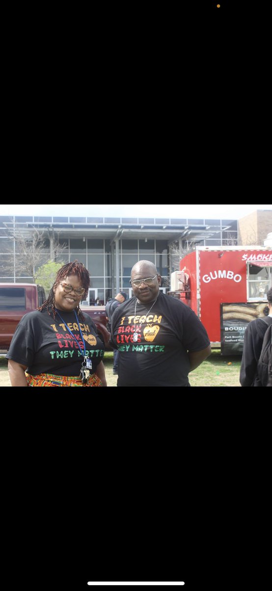 Much hardwork and dedication leading up to this point. Today was an absolute success, filled with so much joy. Thank you to everyone who supported today, from sponsors to the members. It wouldn’t have been possible without y’all ! #BHM #milbyblackstudentalliance 💚🖤❤️